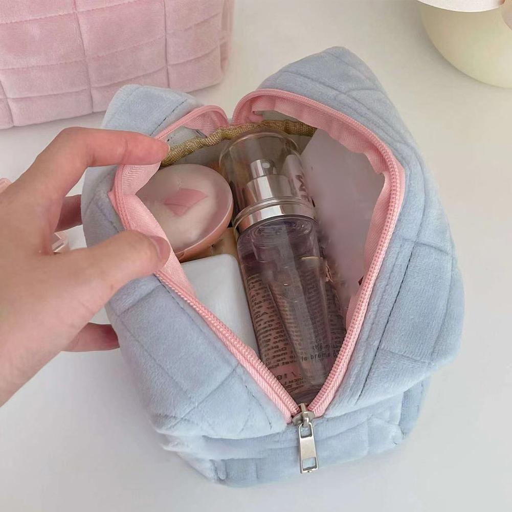 Cute Plush Makeup Bag For Wome - огляд і ціна Beauty Preservation Makeup Bag