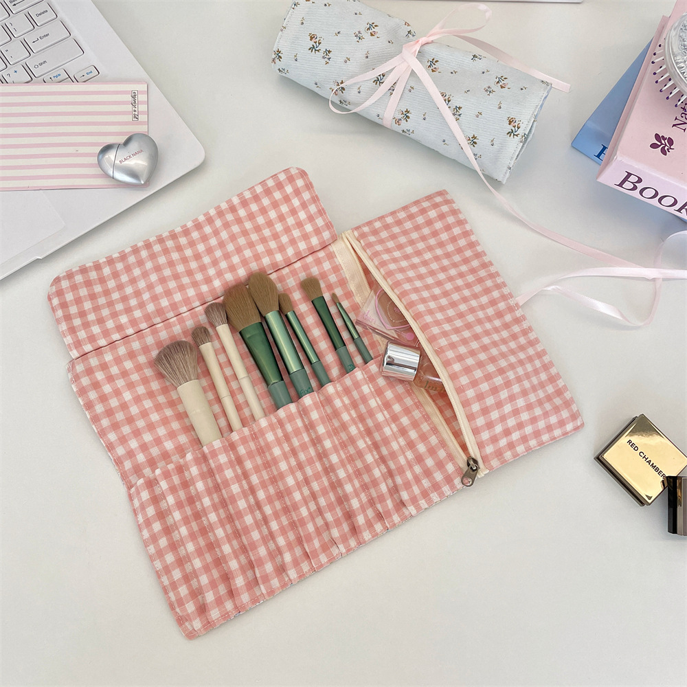 Fabric Floral Makeup Brush Sto - огляд і ціна Beauty Preservation Makeup Bag
