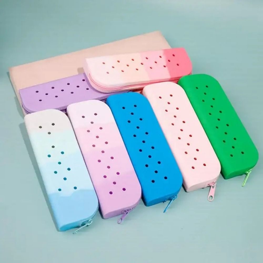 Colorful Holes Silicone Pencil - огляд і ціна Beauty Preservation Makeup Bag