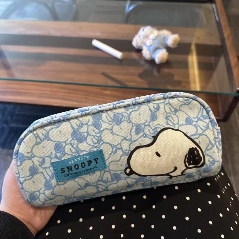 New Snoopy Pencil Case Cartoon - огляд і ціна Beauty Preservation Makeup Bag